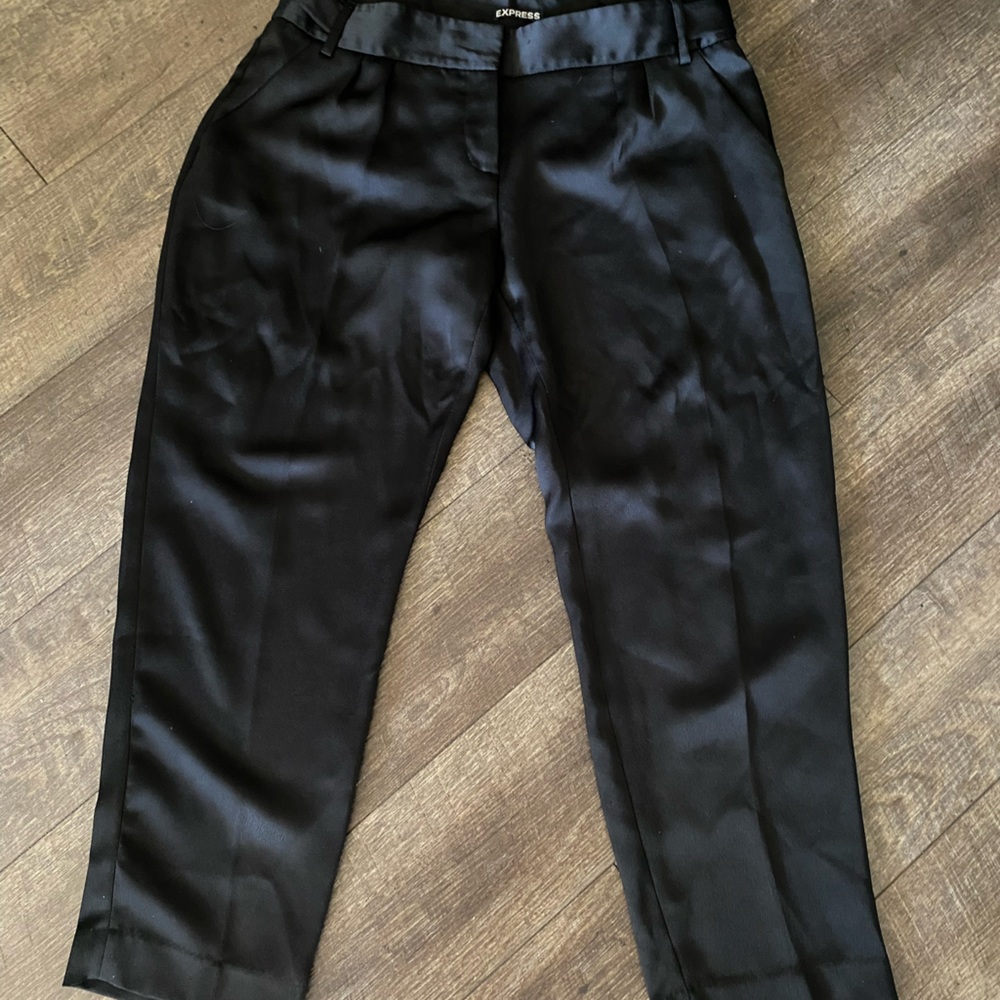 Black trousers